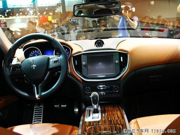 2014款瑪莎拉蒂吉博力報價 現車尊購豪華轎跑
