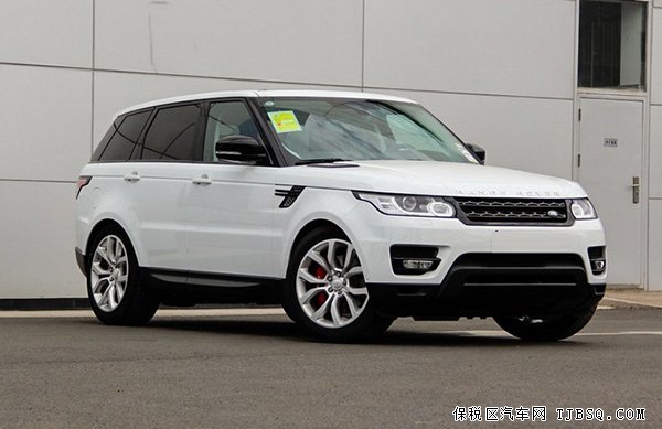 路虎攬勝運(yùn)動(dòng)版港口現(xiàn)車 攜手輝煌價(jià)值新體驗(yàn)