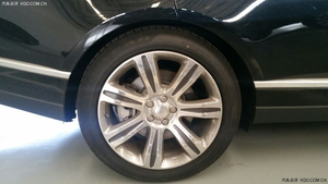 路虎攬勝巔峰創(chuàng)世加長版現(xiàn)車 限量版現(xiàn)車價(jià)格