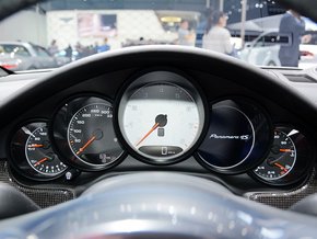 新款保時(shí)捷帕拉梅拉 天津現(xiàn)車驚喜大減價(jià)