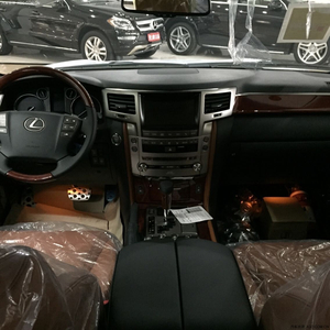2014款雷克薩斯LX570 天津現(xiàn)車皮椅配置超豐