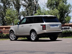 盧克索灰銀攬勝行政3.0T現(xiàn)車 柴油路虎低報(bào)價(jià)