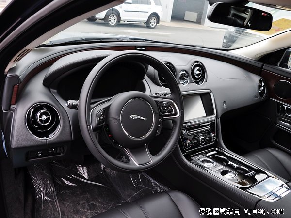 2015款最新款捷豹XJ超級轎跑 現(xiàn)車豪降熱賣