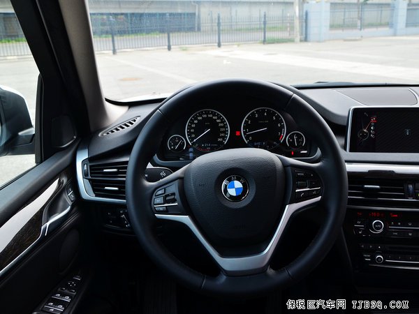 新配M版寶馬X5 運(yùn)動(dòng)包現(xiàn)車升級(jí)享超值M包精配X5