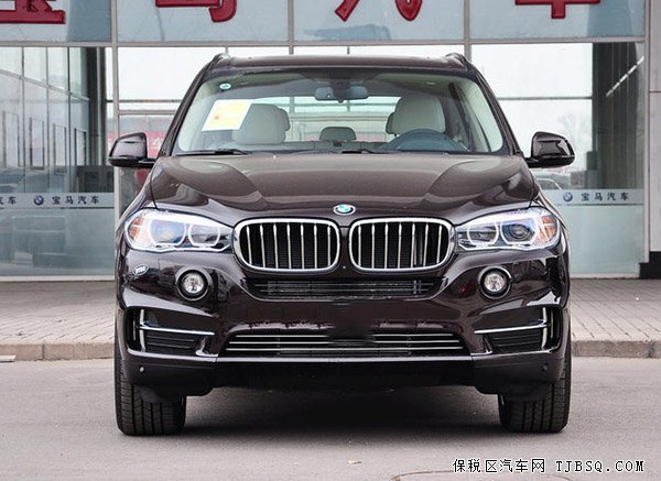 悅享進口寶馬X5現(xiàn)車 新年降新X5躍級優(yōu)惠專案