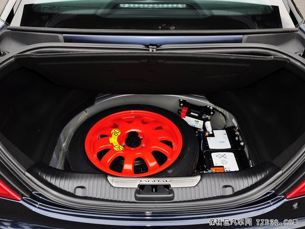 2015款捷豹XJ風(fēng)華版現(xiàn)車 緊湊捷豹2.0T豪惠熱賣