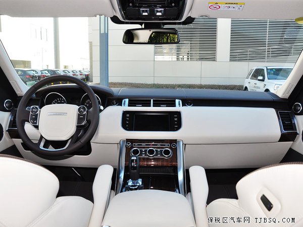 新款路虎攬勝運(yùn)動(dòng)版 天津現(xiàn)車新春驚喜超級低價(jià)