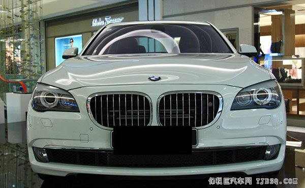 寶馬7系限量現(xiàn)車鉅惠拋售 春節(jié)臨近超低售價(jià)熱賣