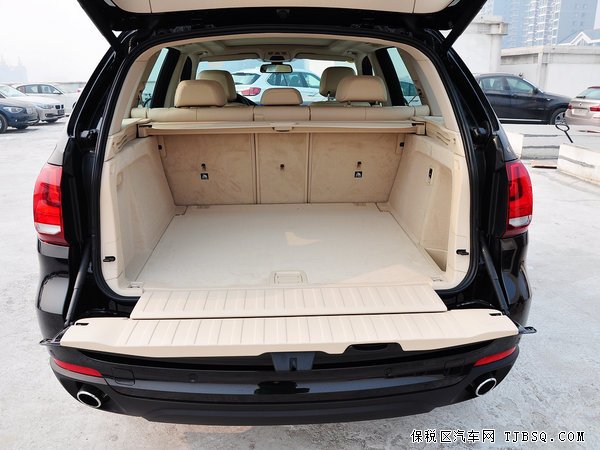 四驅(qū)戰(zhàn)士寶馬X5現(xiàn)車 超配原裝進口寶馬X5優(yōu)惠購