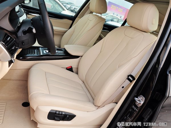 四驅(qū)戰(zhàn)士寶馬X5現(xiàn)車 超配原裝進口寶馬X5優(yōu)惠購