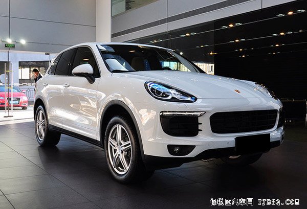 2015款保時(shí)捷卡宴 現(xiàn)車?yán)L(fēng)卡宴激情低價(jià)新風(fēng)尚