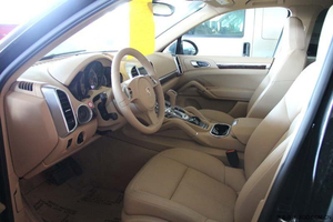 2014款保時(shí)捷卡宴3.6天津現(xiàn)車到店 羊年超低價(jià)