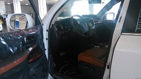 2013款雷克薩斯LX570中東版 雷達測距/20輪現(xiàn)車135萬