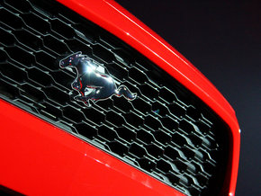 2015款福特野馬2.3T 現(xiàn)車賽道模式野馬性能報(bào)價(jià)
