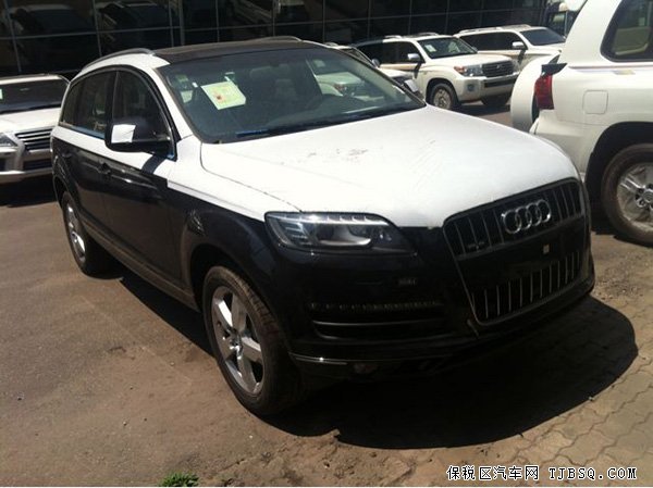 2014款奧迪Q7中東版 全景/19輪/真皮現(xiàn)車66萬熱賣