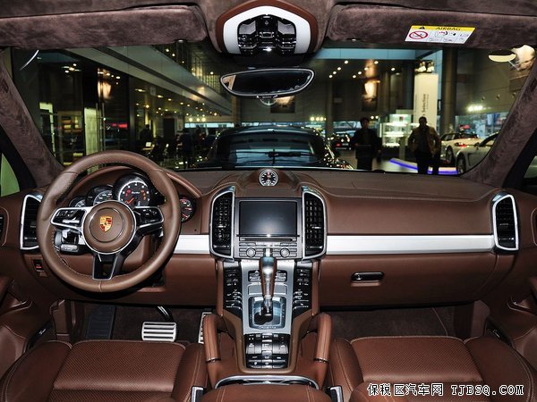 2015款保時捷卡宴 現(xiàn)車春季讓利特惠價新卡宴