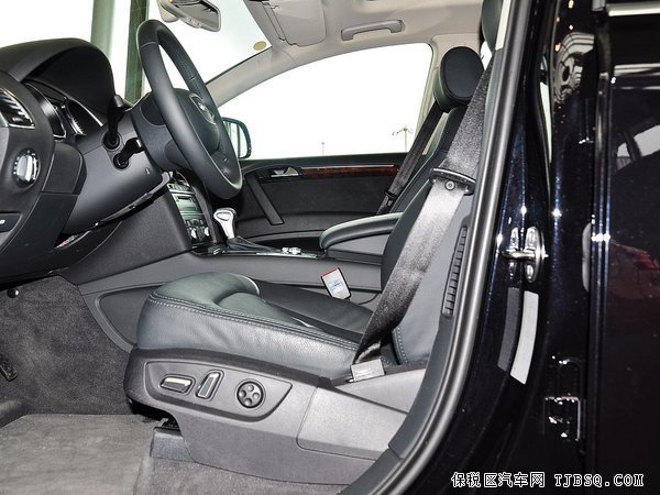 新奧迪Q7豐富款型特賣 特惠活動(dòng)多多驚喜不容錯(cuò)過