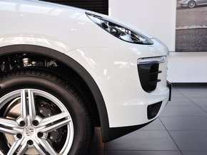 2015款保時捷卡宴現(xiàn)車熱賣 絕色Cayenne無限特惠