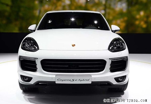 2015款保時(shí)捷卡宴現(xiàn)車到店 正月現(xiàn)車熱賣低價(jià)