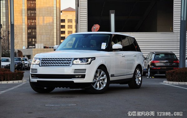 新款路虎攬勝3.0T天津現(xiàn)車低價(jià)特惠熱賣 心跳降價(jià)