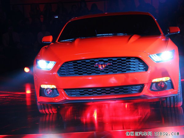 2015款福特野馬天津現(xiàn)車到港 頂級動力馳騁賽道