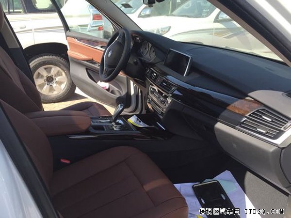 2015款寶馬X5美規(guī)版 豪華包/倒影/腳踏板現(xiàn)車71萬特惠