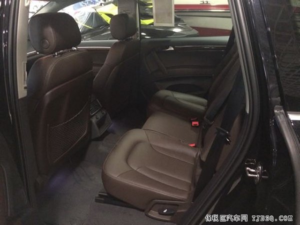 2015款?yuàn)W迪Q7美規(guī)版 七座/真皮座椅/全景現(xiàn)車62萬特惠