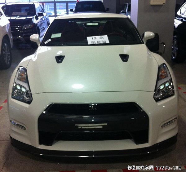 2015款日產(chǎn)尼桑GTR限量版超級跑車 美規(guī)現(xiàn)車148萬鉅惠