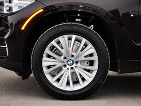 寶馬X5/X6全系現(xiàn)車走低 進(jìn)口X級超值精配爆銷