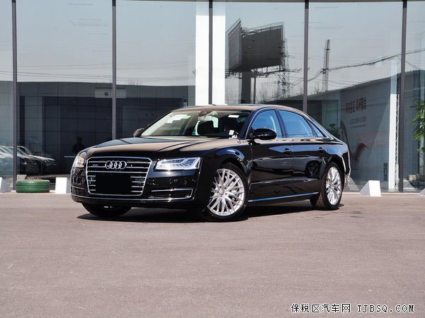 奧迪A8L現(xiàn)車低報價 輕靈車身暖春再降折上折