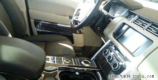 2015款路虎攬勝3.0T 天津港口現(xiàn)車坐擁低價