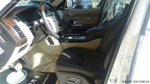 2015款路虎攬勝3.0T 天津港口現(xiàn)車坐擁低價