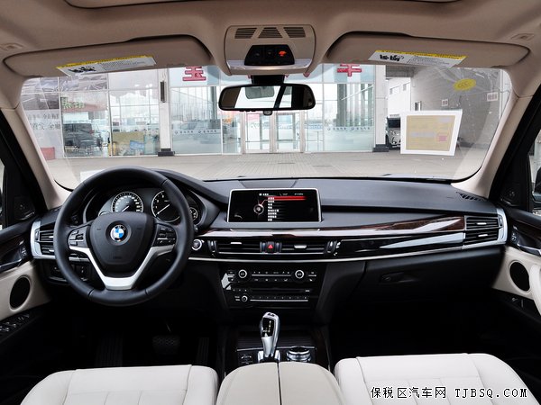 2015款寶馬X5運(yùn)動(dòng)SUV現(xiàn)車 X級潮車特惠價(jià)購車季