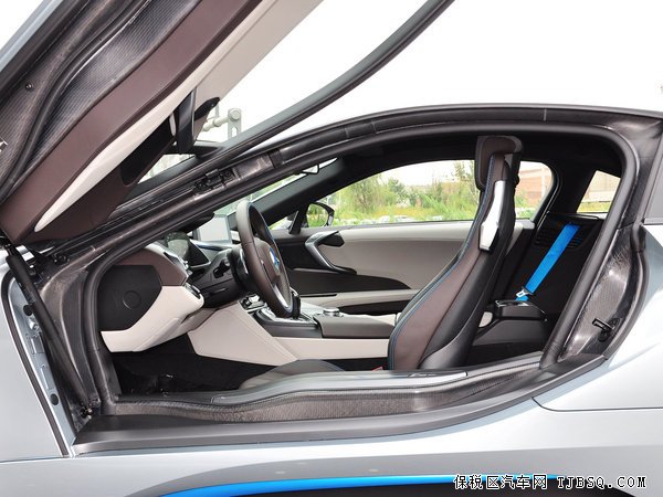 2015款寶馬I8展廳現(xiàn)車 現(xiàn)車特惠專場新I8低價
