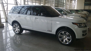 新款路虎攬勝加長天津現(xiàn)車 巔峰創(chuàng)世再創(chuàng)輝煌