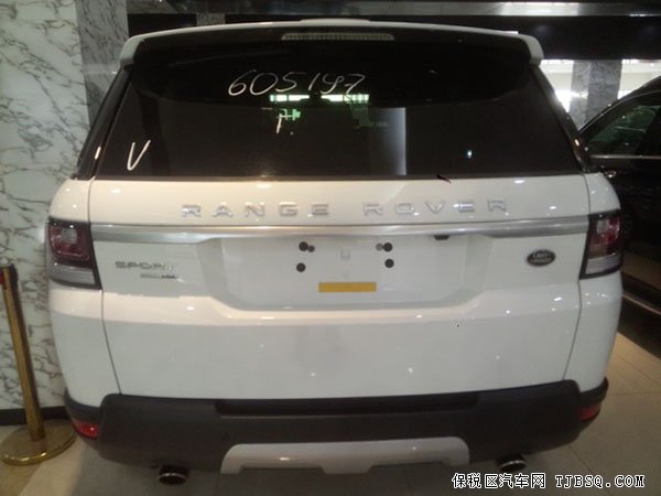 14款路虎攬勝運(yùn)動(dòng)版 全景/20輪/冰箱現(xiàn)車103萬