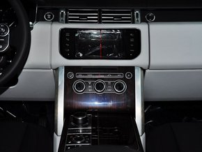 新款路虎攬勝柴油版 天津自貿(mào)區(qū)現(xiàn)車優(yōu)惠酬賓