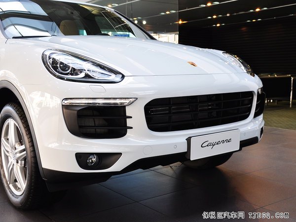 2015款保時(shí)捷卡宴3.0T中規(guī)版 現(xiàn)車特惠熱賣