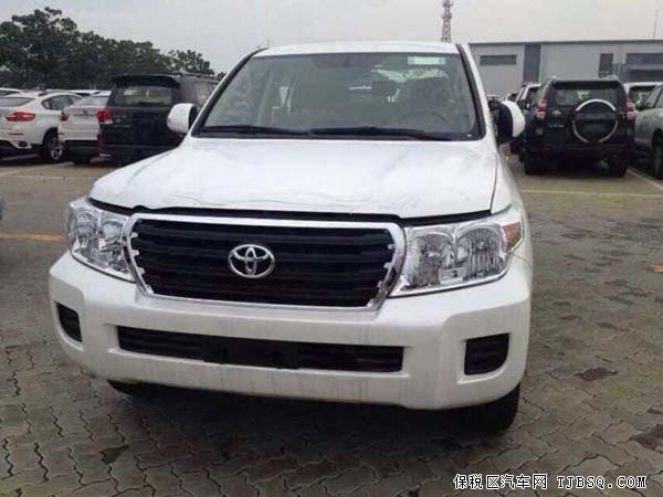 2015款豐田酷路澤4000中東版 丐版自貿(mào)區(qū)現(xiàn)車50.7萬