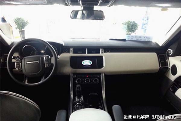 15款路虎攬勝運動版現(xiàn)車 盛惠迎五一非你不駕