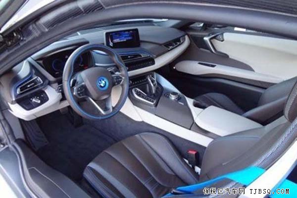 全新寶馬I8跑車(chē) 天津自貿(mào)區(qū)現(xiàn)車(chē)限時(shí)低價(jià)促銷(xiāo)