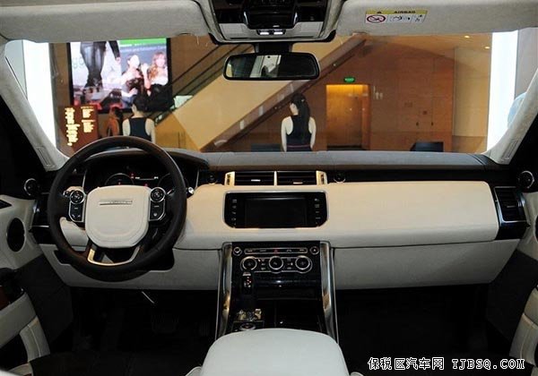 2015款路虎攬勝運(yùn)動版 天津現(xiàn)車熱火清倉中