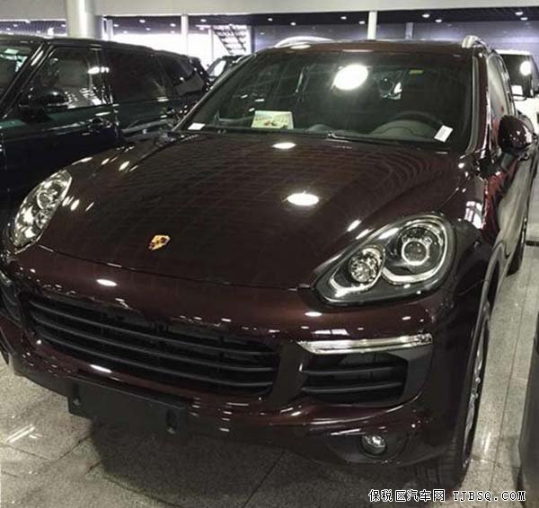 2015款保時(shí)捷卡宴柴油版3.0T 自貿(mào)區(qū)現(xiàn)車(chē)優(yōu)惠