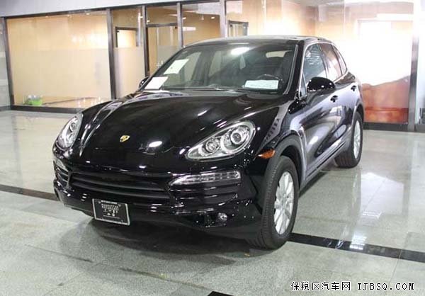 2015款保時(shí)捷卡宴 現(xiàn)車(chē)店內(nèi)實(shí)拍特惠價(jià)熱銷(xiāo)