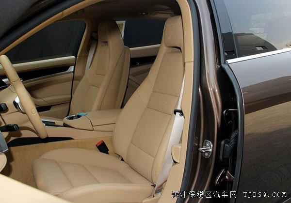 保時(shí)捷panamera現(xiàn)車報(bào)價(jià) 四門獨(dú)特超跑熱惠