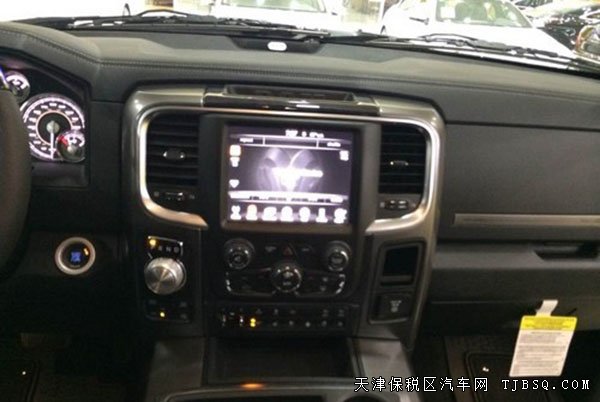全新道奇公羊皮卡 天津港現(xiàn)車報(bào)價(jià)領(lǐng)略威猛