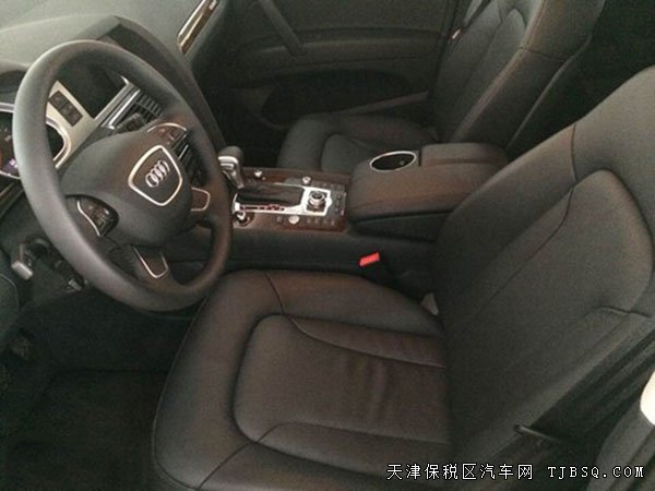2015款奧迪Q7美規(guī)版現(xiàn)車 天津港現(xiàn)車特惠爆滿