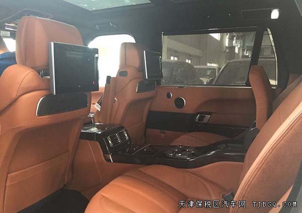 2015款路虎攬勝柴油創(chuàng)世版 港口現(xiàn)車讓利呈現(xiàn)