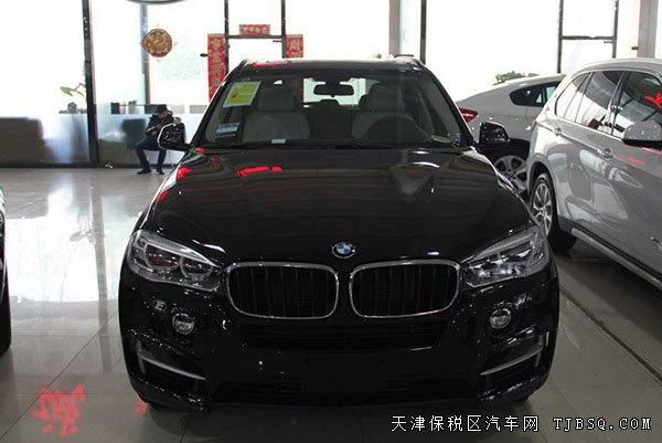 2015款美規(guī)版寶馬X5標配 天津港現(xiàn)車讓利呈現(xiàn)