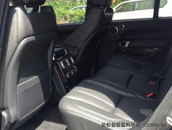 路虎攬勝3.0T行政版現(xiàn)車報(bào)價(jià) 空前減價(jià)觸底售